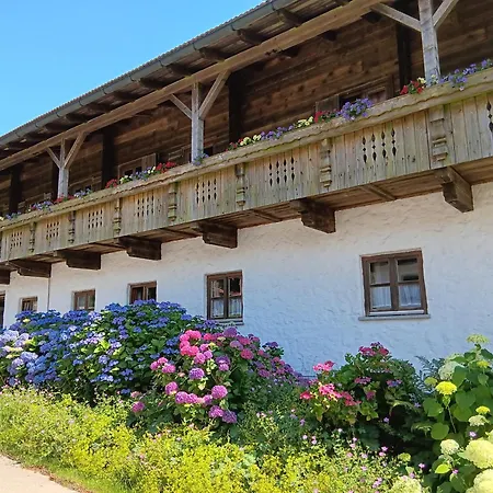Apartment Berggasthof Ferienhaus Gut Lichtenau *